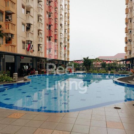 Redliving Apartemen Casablanca East Residence - Kayla Property Tower B Giacarta Esterno foto